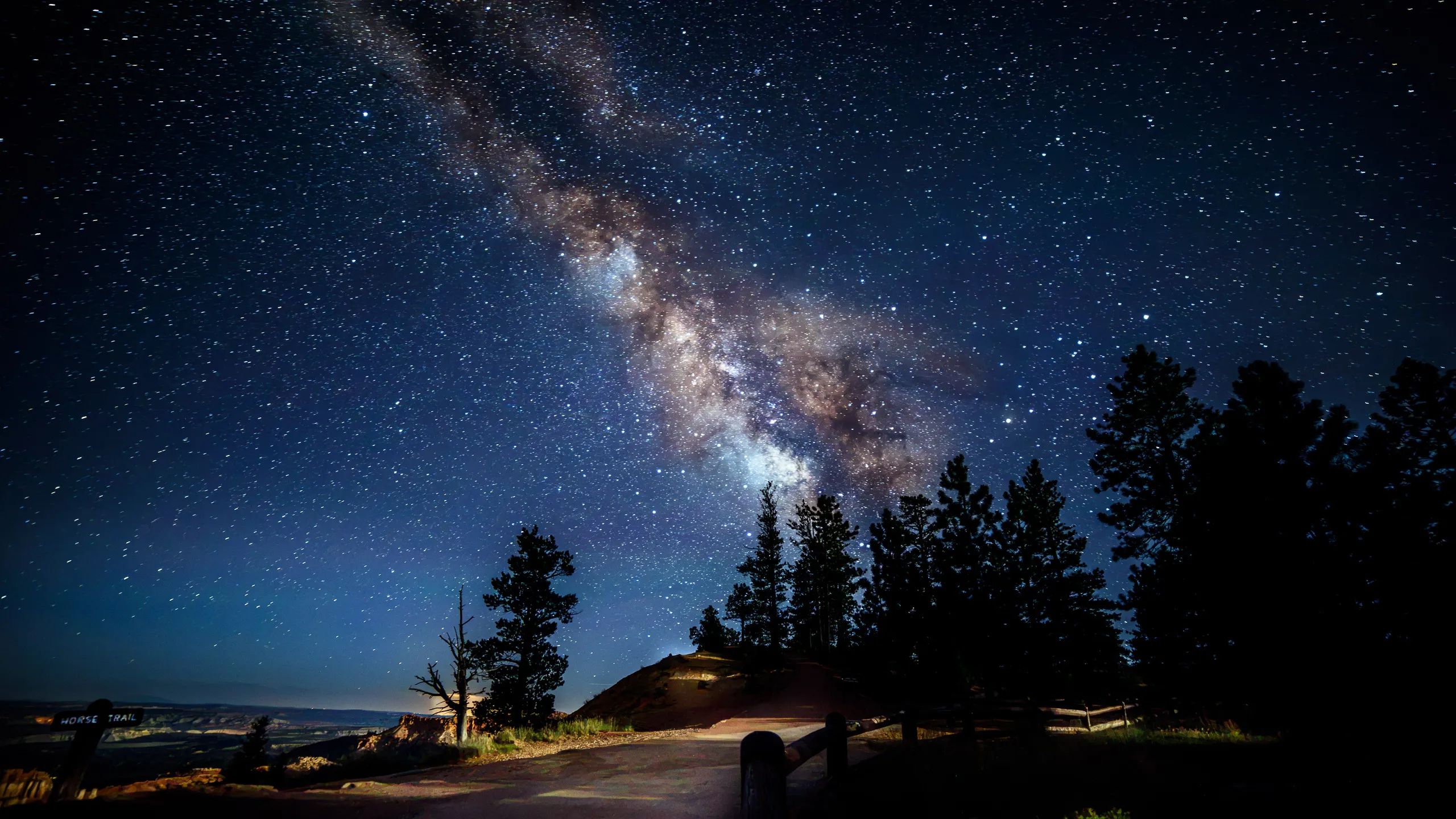 Milky Way above Bryce Canyon